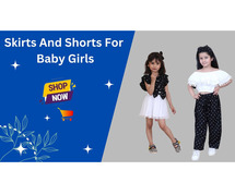 Advantages of wearing skirts and shorts for baby girl