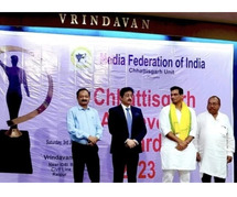 Sandeep Marwah Honored by Media Federation of India in Raipur
