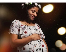 Professional Photographers In Bangalore - pregnancy photoshoot in saree