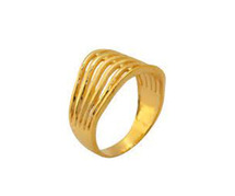 22k Gold Ladies Ring