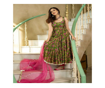 Get Gorgeous Mehndi Dress Online!