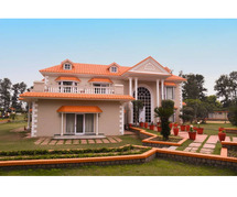 Can I Buy A Farmhouse in Noida City At A Cheap Price?