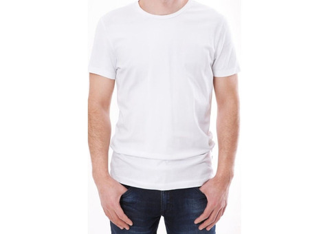 Which T-shirt colour will be suitable with navy blue jeans?