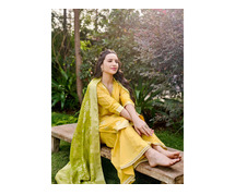 Explore The Collection Of Ethnic Wear To Cherish The Family Moments Together