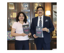 Swapnil Rai Presents “Networked Bollywood” to Sandeep Marwah at Marwah Studios