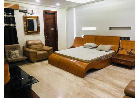 Top Hostels & PG in Noida Sector 27