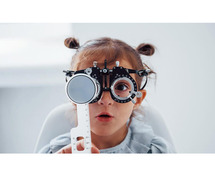 Best Paediatric Ophthalmologist in Delhi - Dr Anisha Gupta