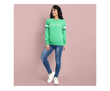 Stylish Green Sweatshirt Outfit Ideas for Every Season