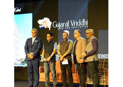 Gujarat Vriddhi: Honoring Kailash Goenka, Real Estate Visionary, at Prestigious ARK Foundation Event