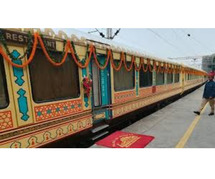 Experience Royalty on Palace on Wheels!