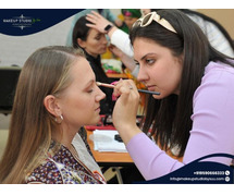 Professional Makeup Internship Program for Aspiring Artists