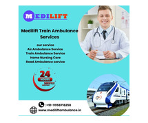 Book Medilift Train Ambulance Service In Dibrugarh  with Top-grade Medical Machine