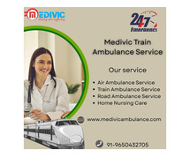 Medivic Crew is awake and alert at All Times in Bhopal in a Train Ambulance