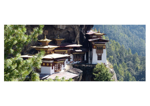 Book Bhutan Luxury Hotels and Resorts | Luxury Getaways