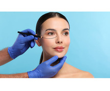 Best cosmetic surgeon in Delhi - Dr Rajat Gupta