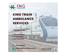 King Train Ambulance in Kolkata Successfully Carries Out Transfer Missions with Safety