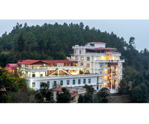 Luxury Resorts in Tehri: A Blend of Comfort and Culture for Families